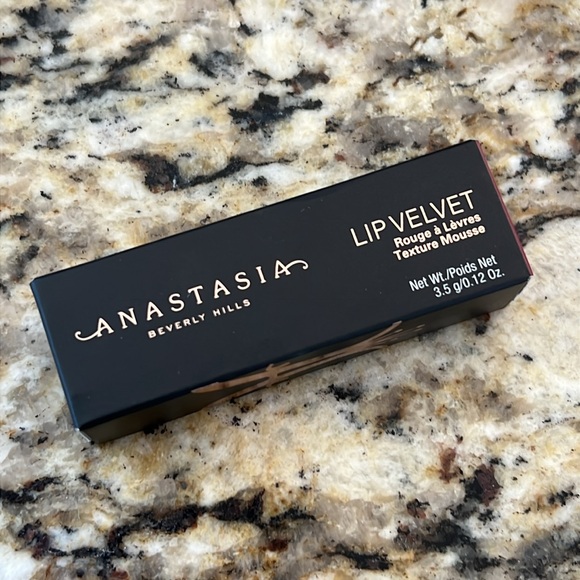 ⚡️💕Anastasia Beverly Hills Rosy Mauve Lip Velvet - Picture 10 of 10